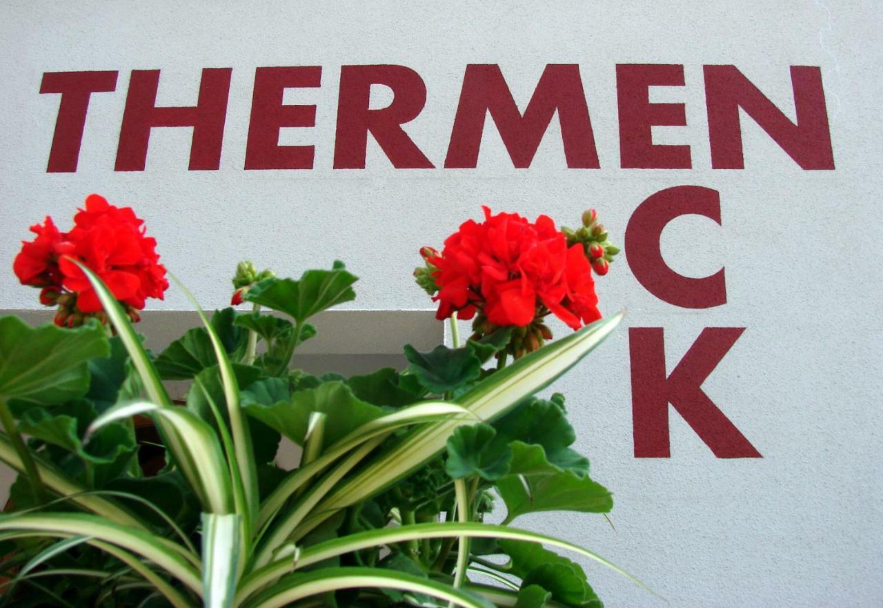 Appartementhaus Thermeneck Laa an der Thaya Exterior foto